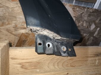 Pravy blatnik Aud TT, 8n - 4