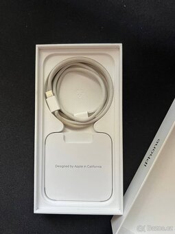 Iphone 15 Pro - 4