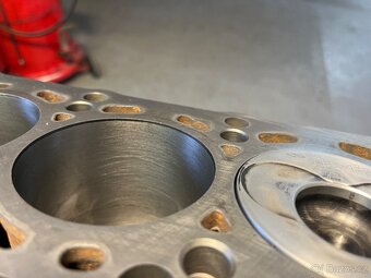 Blok motoru 1.9 TDi 81 kw - 4