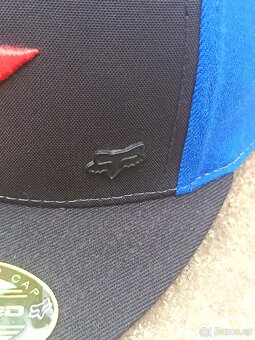 FOX Menzell 210 Fitted - 4