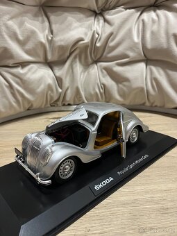 Popular MonteCarlo 1:18 - 4