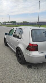 Volkswagen Golf 4 - 4