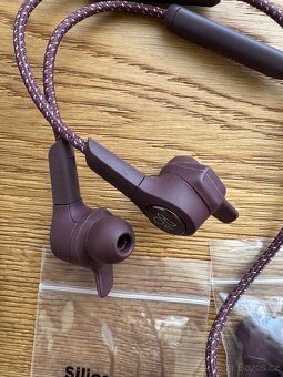 Beoplay E6 Dark Plum - 4