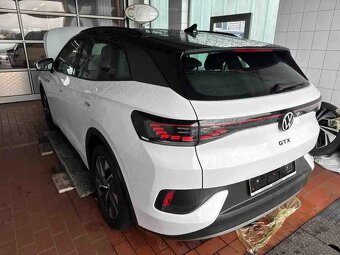 VW iD.4 GTX 220kw 4x4/tažné/TČ/360°amery/head-up/Keyless - 4