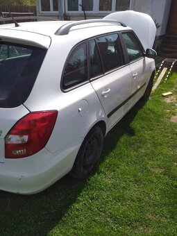 fabie kombi face 1.6 tdi r.v 2010 - 4