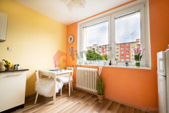 Prodej bytu 1+1, 40 m², na Trávníkách v Otrokovicích - 4