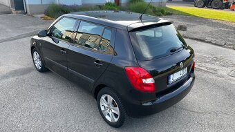 Škoda Fabia 2 Facelift - 1.2HTP 51kW - málo km krásný stav - 4