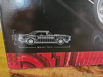 LEGO Icons 10304 Chevrolet Camaro Z28 - 4