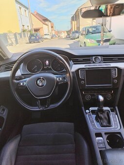 Prodám VW Passat b8 Highline dsg - 4