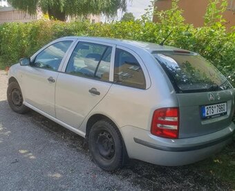 Skoda fabia 1.4 mpi - 4