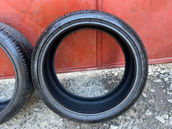 Prodám gumy 235/35/19 - 4