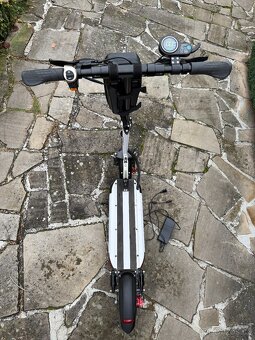 Elektrická koloběžka W-TEC Tenmark II 500W 10" - 4