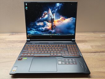 180HZ_ACER NITRO V16 AI_R7 260_16GB_1TB_RTX 5070 8GB - 4