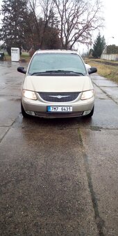 Chrysler Grand Voyager LX - 4