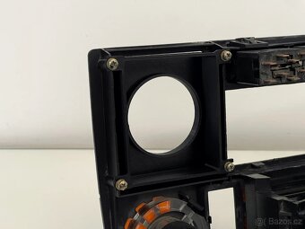 BMW E30 - Držák budíku (OBC) - 4