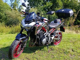 Kawasaki Z900 - 4