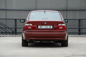 BMW e39 535i, r. 2000, 1. majitel, TOP stav a TOP vybava - 4