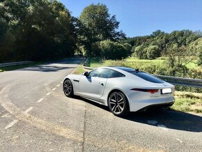 Sportovní vozidlo Jaguar F-type - 4