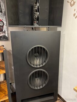 Tesla AKR 303 - 4