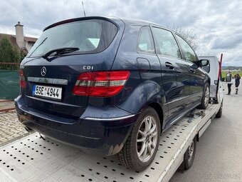 Mercedes-Benz B200 - 4