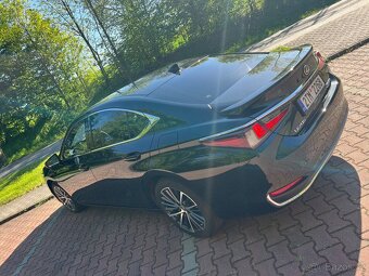 prakticky nový lexus es300h ve špičkové výbavě, cena bez dph - 4