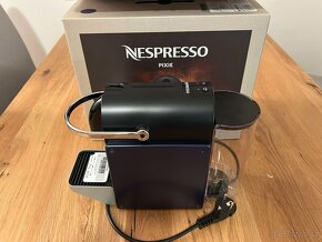 Novy Nespresso kavovar Pixie Redesign Dark Blue - 4