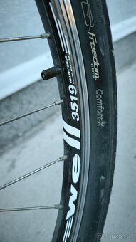 Pohodlné dámské městské kolo Evvia na 160-180cm - 4