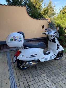Vespa 300 Gts Super - 4