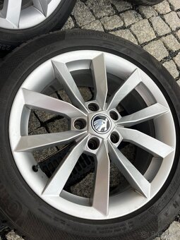 Hliníková kola Skoda Yeti se zimními pneu 225/50 r17 - 4
