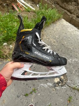 Brusle Bauer Supreme Mach - 4