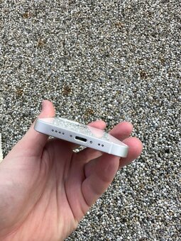 iPhone 12 mini - baterie 100% - 4