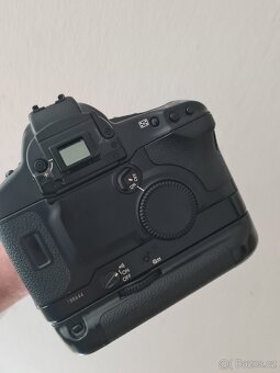 Canon EOS 1V - 4