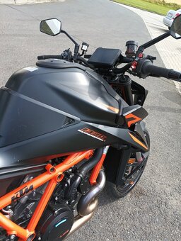 Ktm 1390 Superduke EVO 2024 black - 4