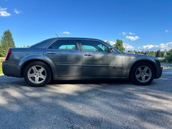 Chrysler 300c 5.7 - 4