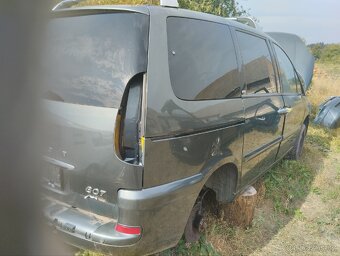 Peugeot 807 - 4