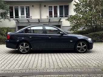BMW 320i E90 110kW Sedan Aut. klima Šíbr 6st. Manuál Navi - 4