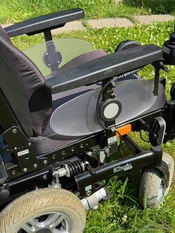 Elektrický invalidní vozík Meyra iChair MC3, nové baterie - 4