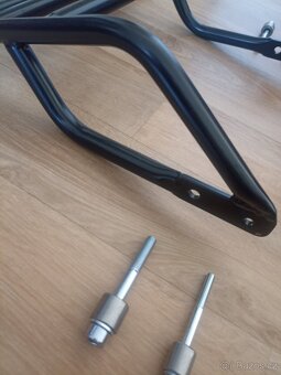 Suzuki Bandit 600,650,1200,1250 zadní trubkový nosič - 4