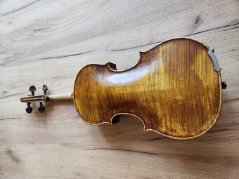 Staré housle - 4