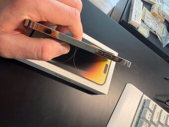 iPhone 14 Pro gold 128 GB - 4