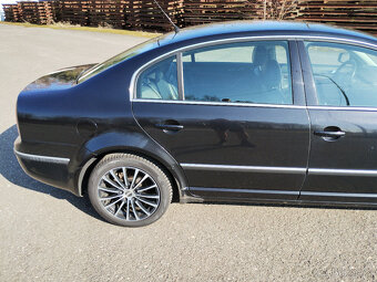 Škoda Superb 2.8 V6 manuál - 4