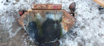 Traktor rs-09  blatníky - 4