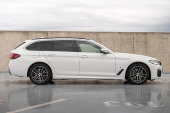 BMW 540d Touring xDrive|DAP|HUD|ComfSitz|Tažné - 4