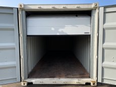 Lodní kontejner - sekční vrata Hörmann - č. 31 - 4