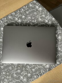 MacBook Pro 13 (2019) - 4