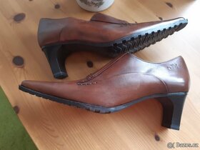 Dámské boty z pravé kůže CAPRICE - 4