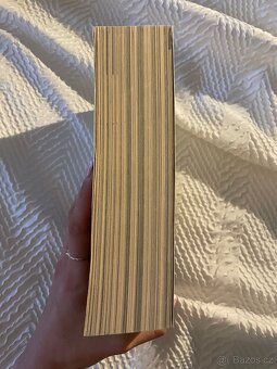 akta illuminae 03 - 4