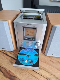 Zachovalý stereo mikrosystém Panasonic SC-PM10, levně - 4