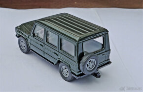 Wiking. Mercedes. Délka cca 3cm. Měřítko 1:87 - 4