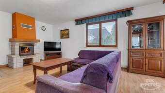 Velký rodinný dům 6 + 2, na pozemku 1.067 m2, Tuchoměřice, P - 4